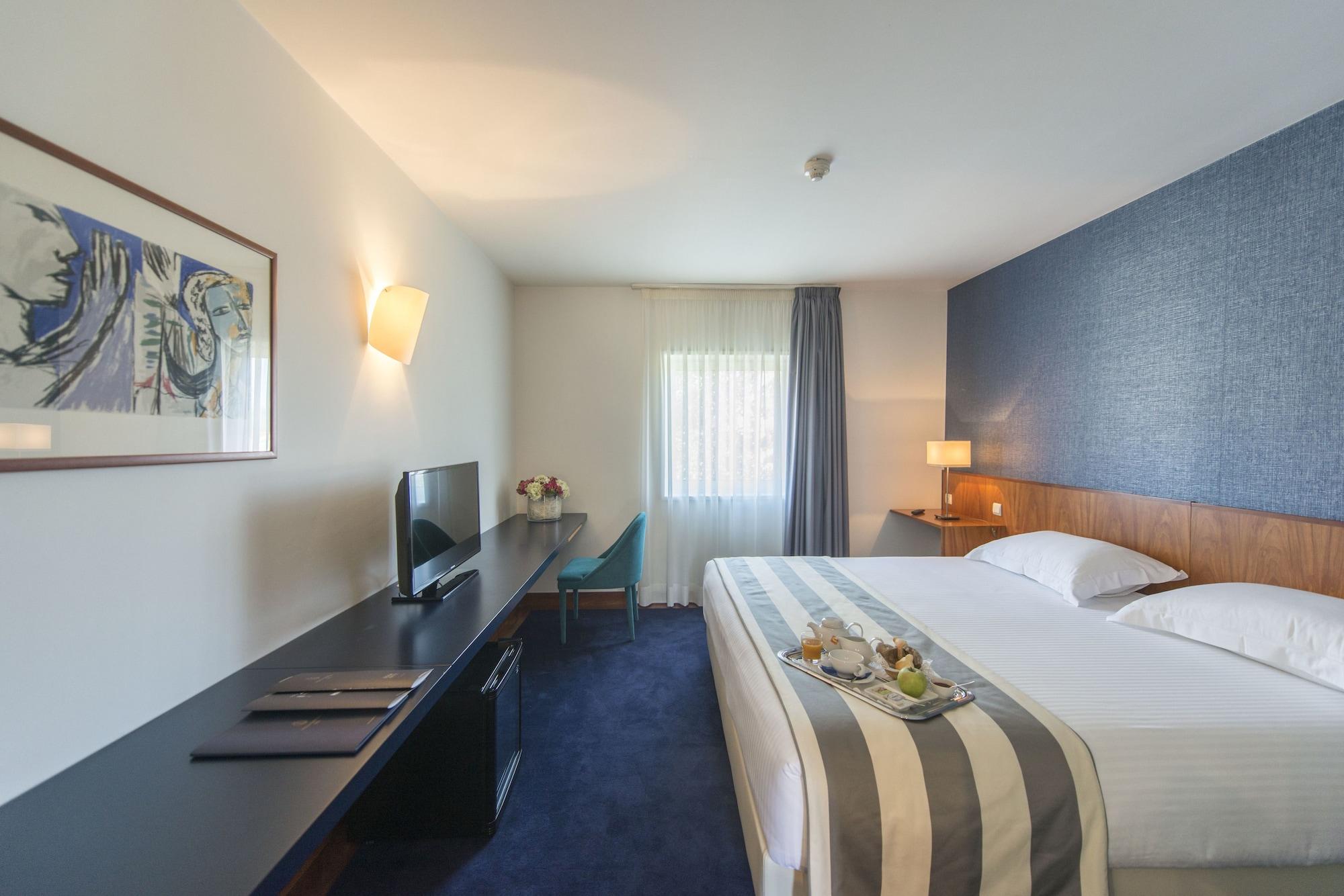 วิลลา การ์เดน บราก้า Hotel บรากา ภายนอก รูปภาพ