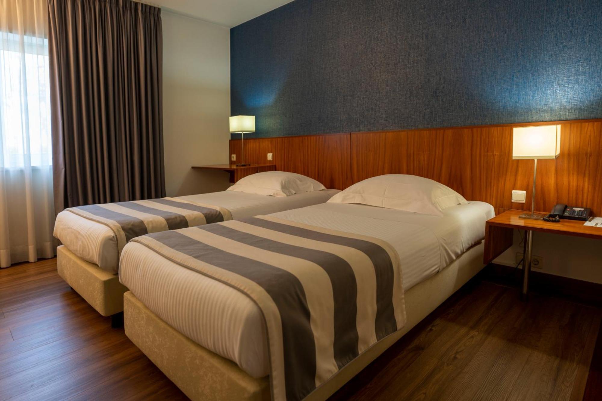 วิลลา การ์เดน บราก้า Hotel บรากา ภายนอก รูปภาพ